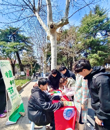 068d2ac2b359454ba1bed4ab2b94ce03.png 068d2ac2b359454ba1bed4ab2b94ce03.png